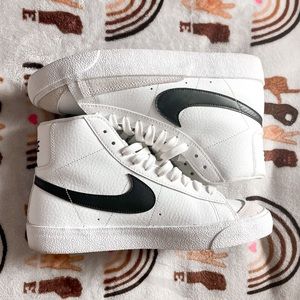 Nike Blazer Mid ‘77